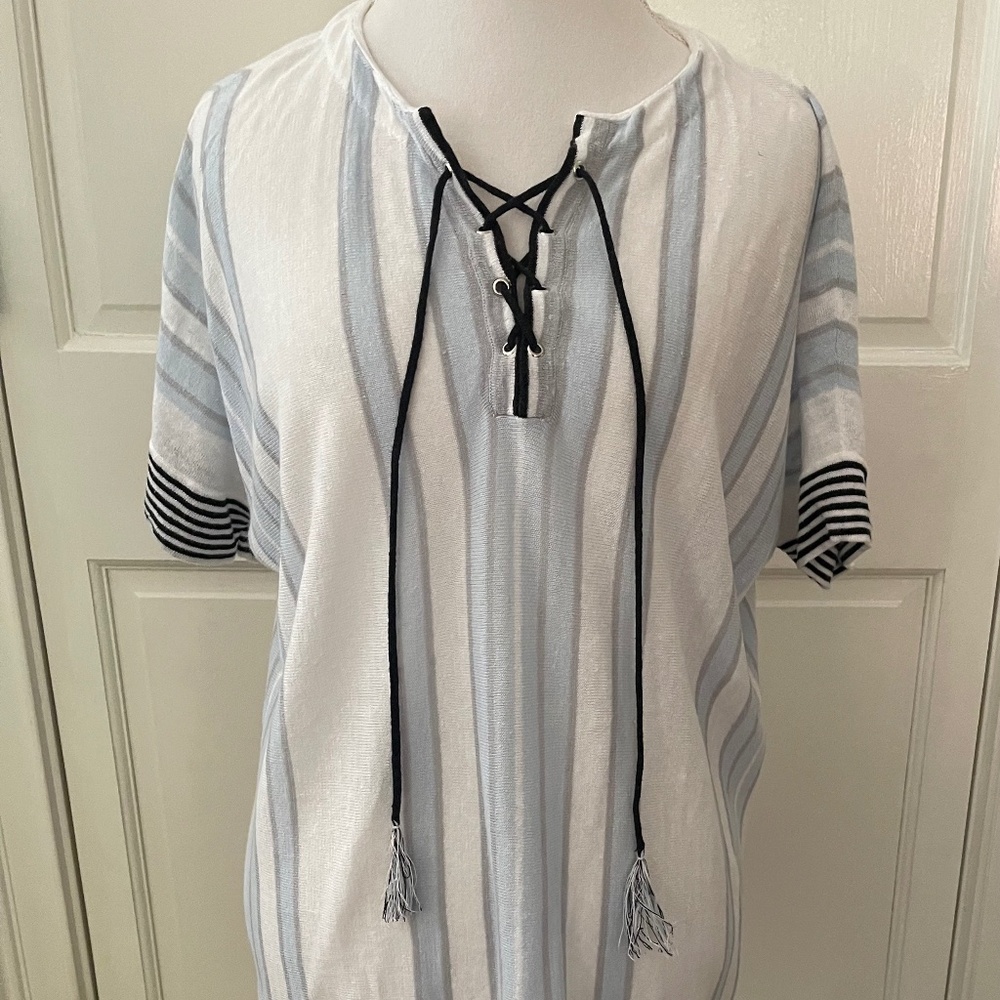 Lisa Todd Knit Short sleeve Sweater Top Light Blue Gray White Size XL.